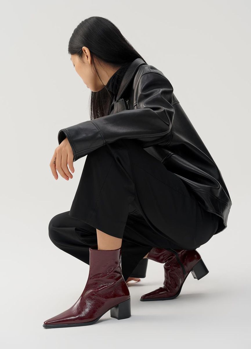 VAGABOND Giselle Skolett, Cherry Lakk